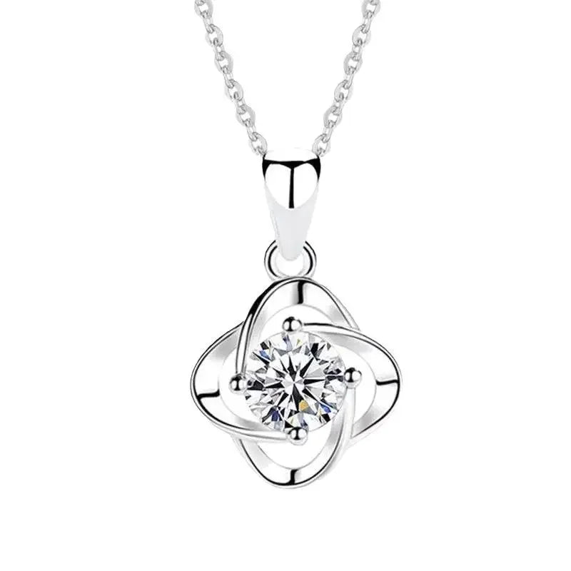 Lucky Four Leaf Clover Necklace for Women – Copper Inlaid Zircon Pendant | Valentine’s Day & Birthday Gift for Girlfriend | Foshkan.com